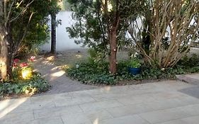 petite maison avec jardin calme